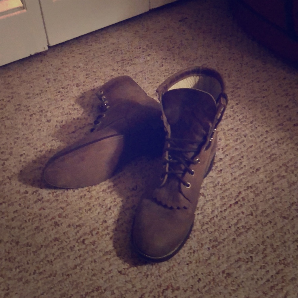 Original, Justin  brown leather lacers  frm Texas!